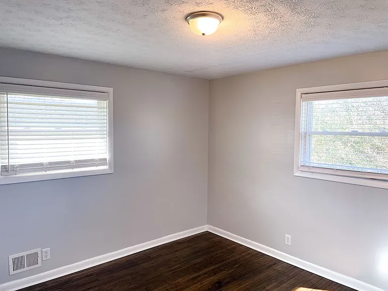 3861 Darlene Dr — Photo 22