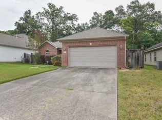 15 Cobblestone Creek Ct, Little Rock, AR 72210