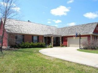 N53W15837 Whispering Way, Menomonee Falls, WI 53051