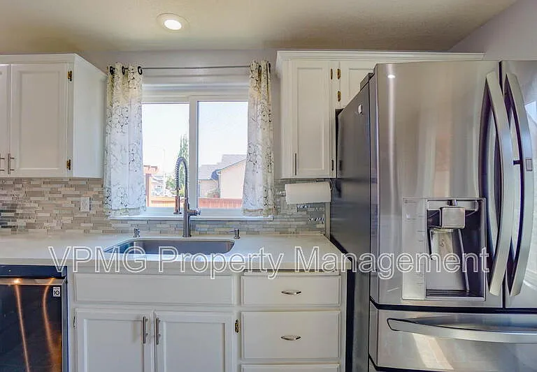 203 NW 146th St — Photo 7