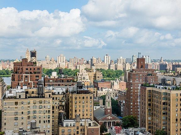 4th image of 181 E 90th St APT 26A