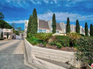 23901 Civic Center Way APT 240, Malibu, CA 90265