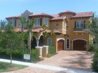 474 NE 7th St, Boca Raton, FL 33432