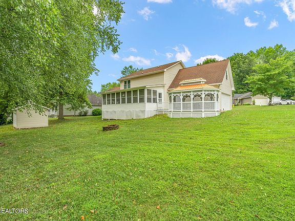 3rd image of 4540 Haverty Dr