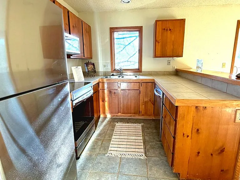 345 N Chipmunk Cir — Photo 7