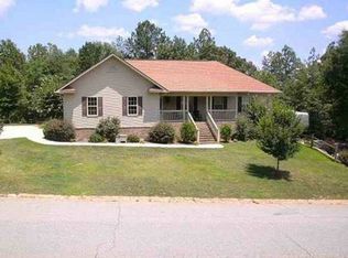 310 Cheyenne Dr, Warner Robins, GA 31093