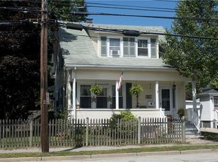 924 Smithfield Ave, Lincoln, RI 02865