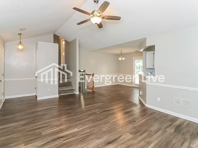 3002 Garland Dr SW — Photo 13