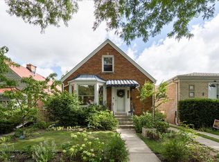 6752 W Rascher Ave, Chicago, IL 60656