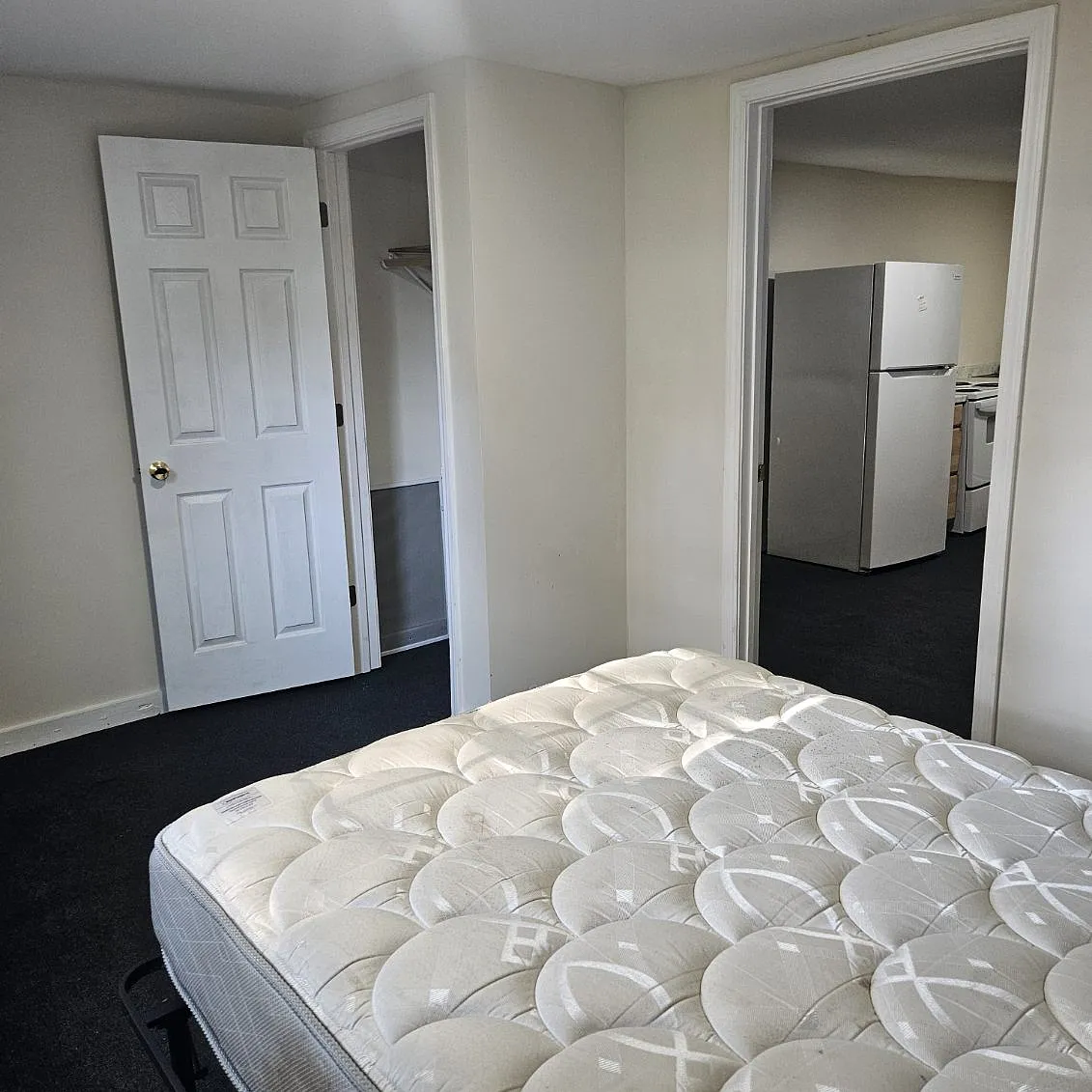 1 bed, 300 sqft, $750 — Photo 4