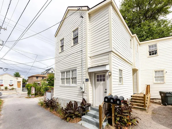 1 Drews Aly, Charleston, SC 29403