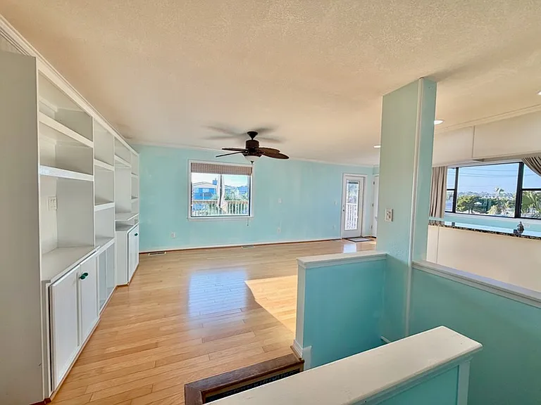 723 Sailfish Dr — Photo 10