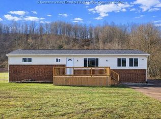 15012 Charleston Rd, Kenna, WV 25248
