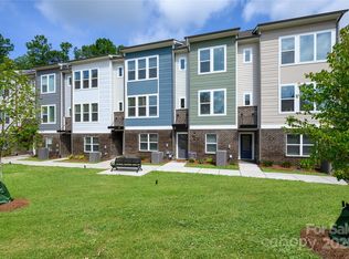 Central Living at Craig, Charlotte, NC 28211