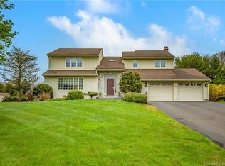 114 Oxford Dr, South Windsor, CT 06074