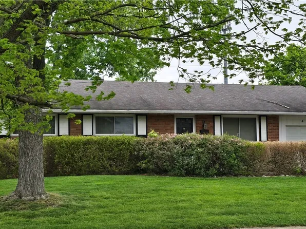 4941 Bayside Dr, Dayton, OH 45431