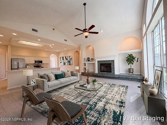 4th image of 2826 SWEETHOLLY Drive