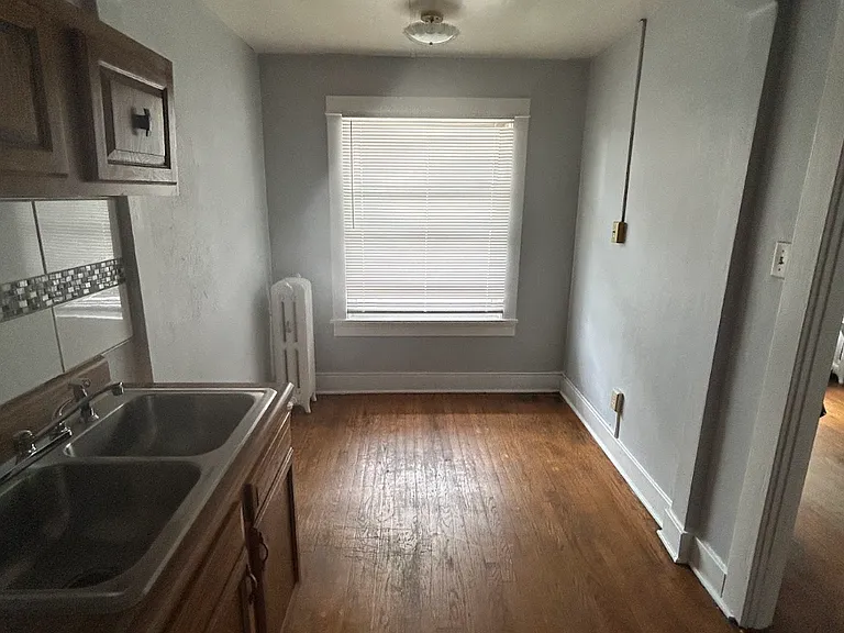 69 Waverly Ave #3 — Photo 7