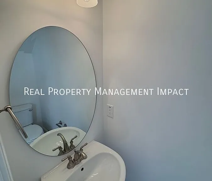 616 Market Grove Dr #100 — Photo 17