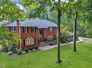 6 Fox Hollow Rd, Morristown, NJ 07960