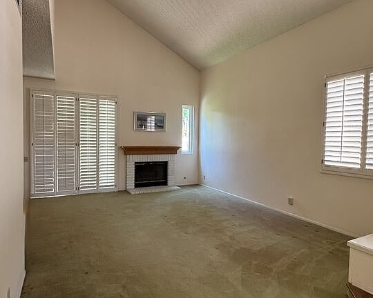 4th image of 11828 Alderbrook St