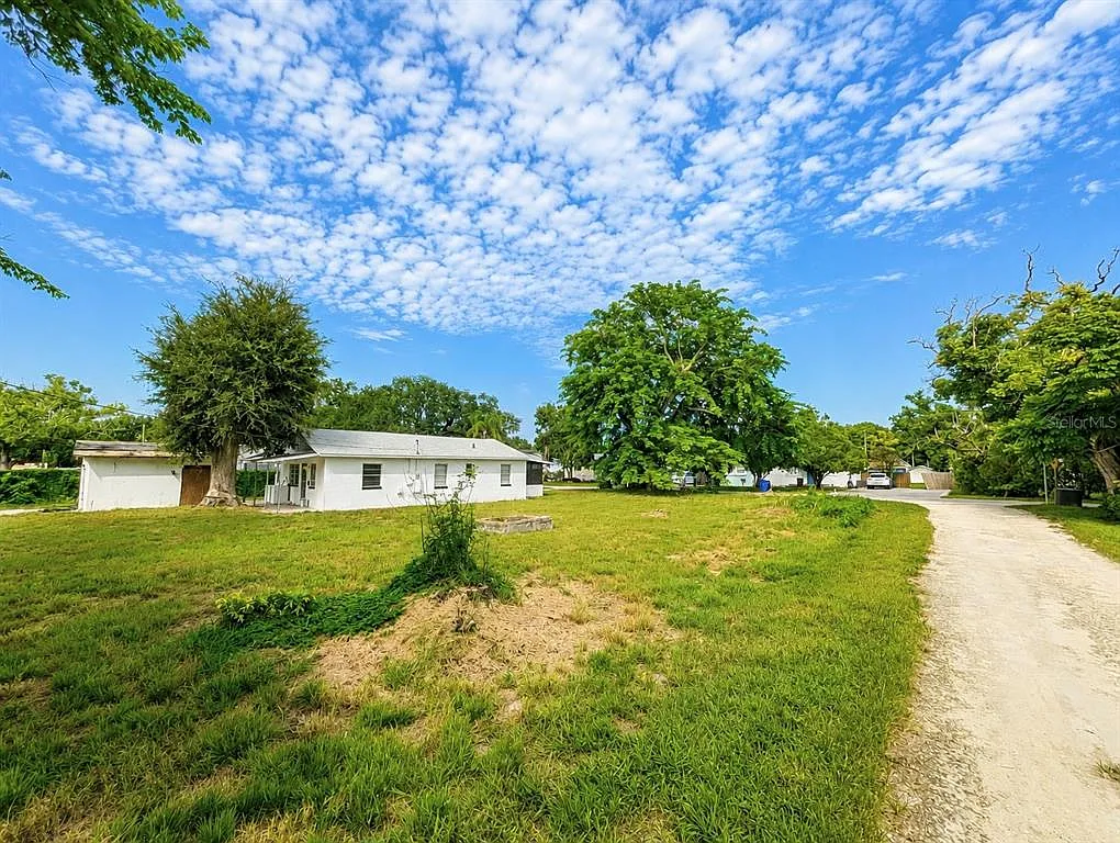 2 bed, 1.0 bath, 962 sqft, $1,500 — Photo 4