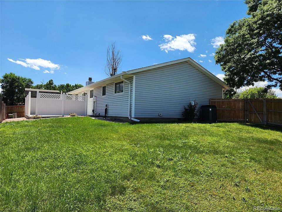 2nd image of 9956 Madison Street