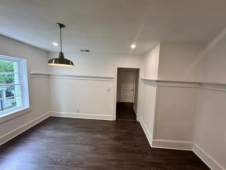 1153 Walnut St #4 — Photo 3