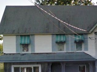 949 1/2 Wisconsin Ave, Beloit, WI 53511