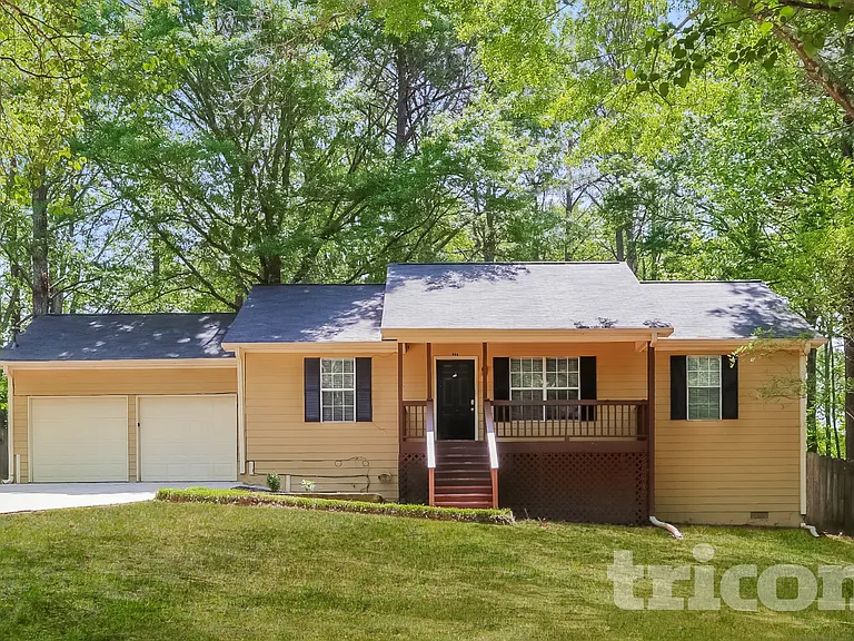 101 Halehaven Dr — Photo 1