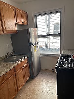 3rd image of 116-11 Metropolitan Ave Front 2