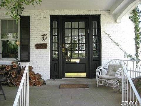 1st image of 113 Linden St
