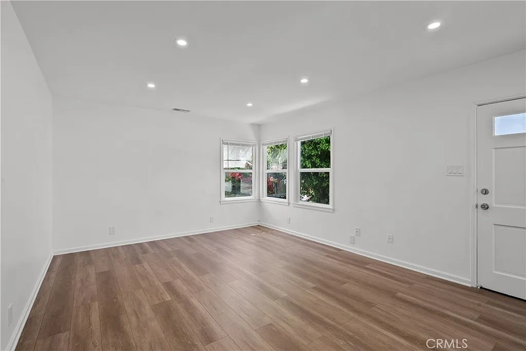 Building Photo - 3820 Orangedale Ave