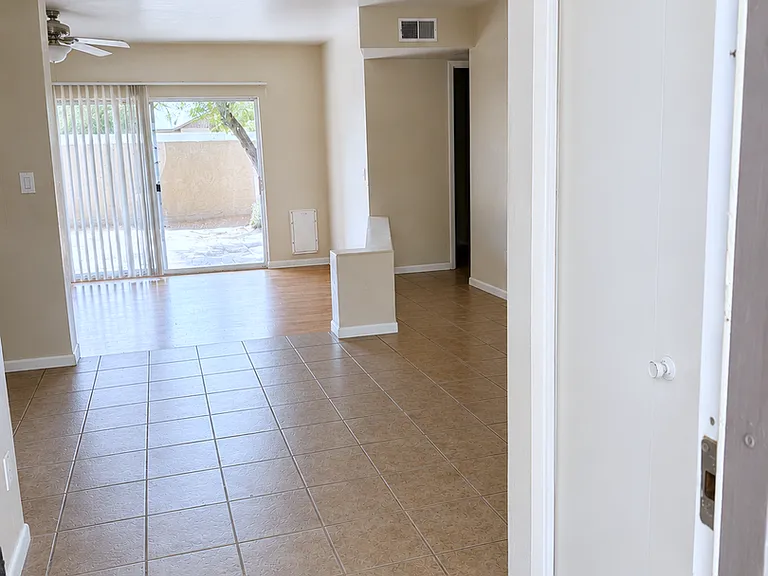 2338 W Lindner Ave #29 — Photo 3
