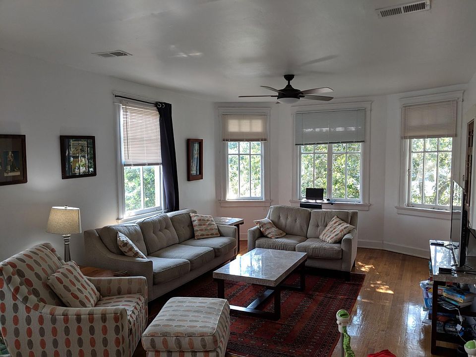 2nd image of 2609 Nashville Ave