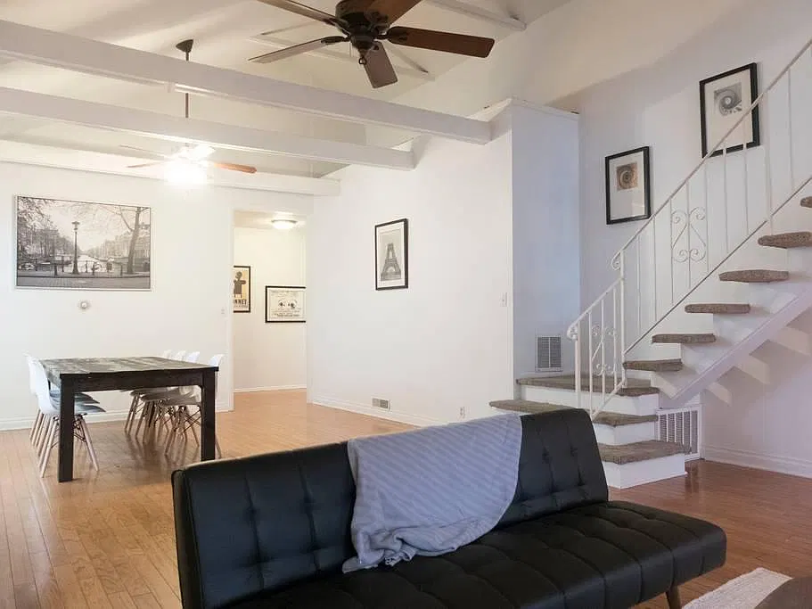 4 bed, 1.5 bath, 1300 sqft, $6,400 — Photo 3