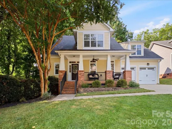 10323 Mina Ct, Charlotte, NC 28277