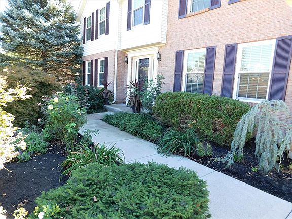 3rd image of 5479 Bentwood Dr