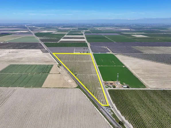 91 E Harlan Avenue, Laton, CA 93242