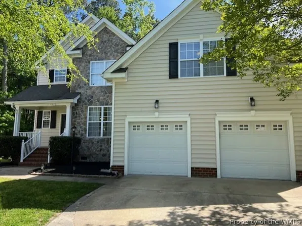 13162 Windward Pl, Carrollton, VA 23314