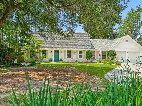 101 Talisheek Pl, Mandeville, LA 70471