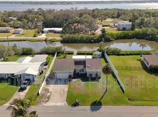 354 Willow Ln, Ellenton, FL 34222