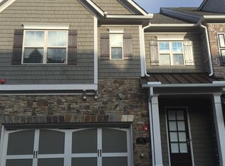 982 Bergeron Pl, Sandy Springs, GA 30328