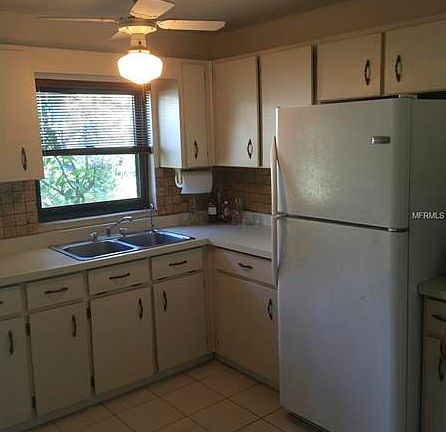 2nd image of 1004 E South St