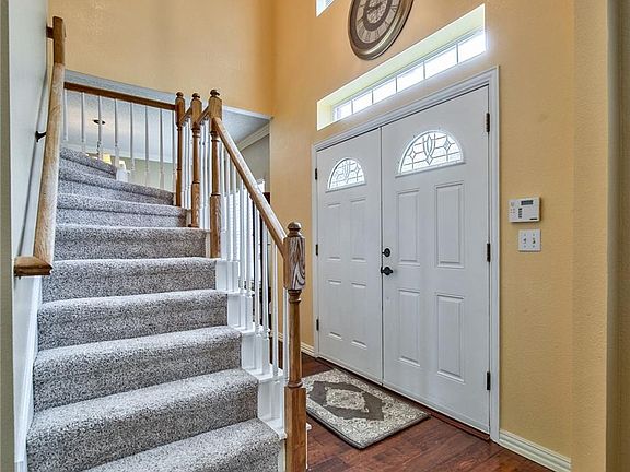 2nd image of 2332 Dyers Oak Dr