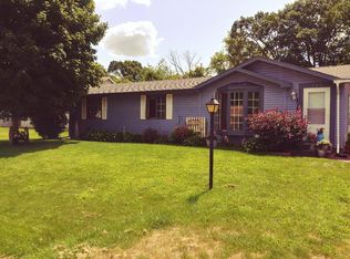 509 Mink Ranch Rd, Burlington, WI 53105