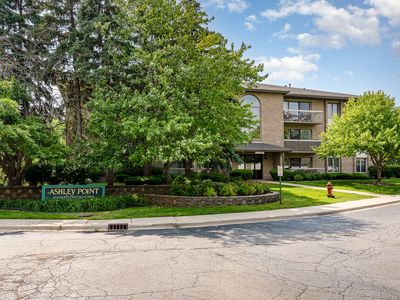 1068 Ashley Ct N APT 2A, Lockport, IL, 60441