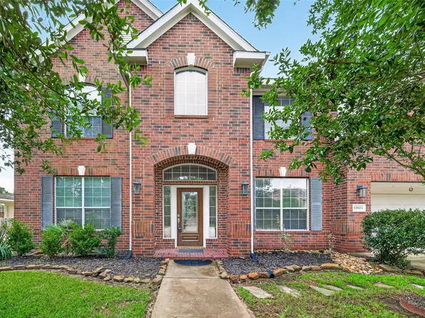 12823 Mossy Ledge Dr, Tomball, TX 77377