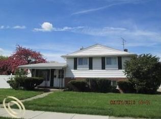 1938 Englewood Ave, Madison Heights, MI 48071