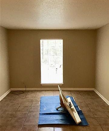 5th image of 815 Fremaux Ave APT 1B